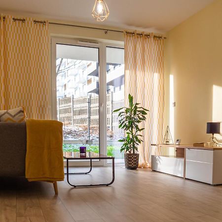 Przytulny Apartament Z Ogrodkiem Kraków Exteriör bild