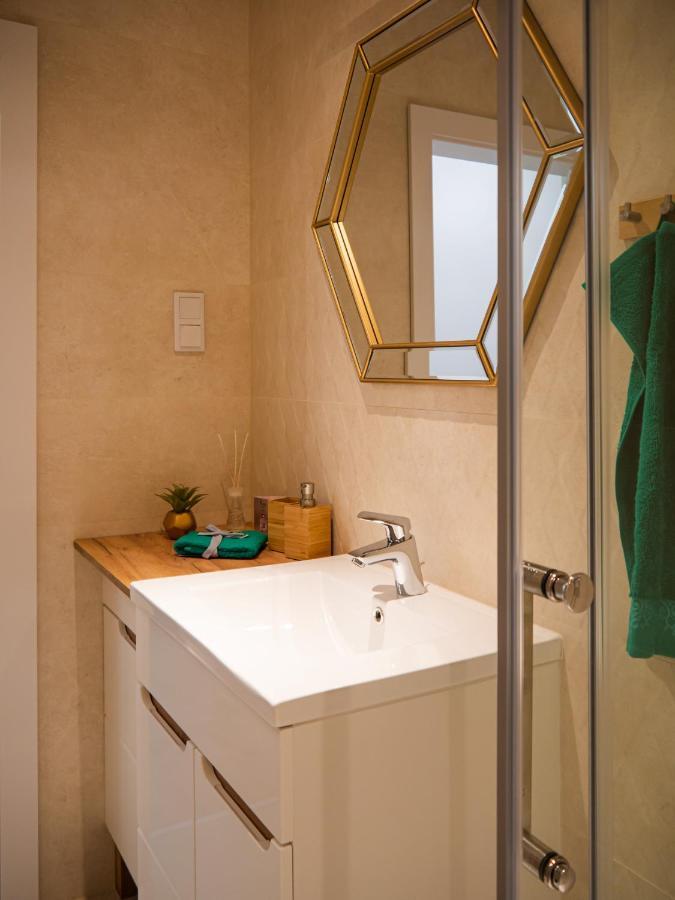Przytulny Apartament Z Ogrodkiem Kraków Exteriör bild